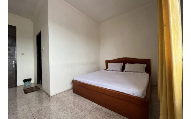 Hotel O Kost Orange Syariah – Guest Rooms – Makassar