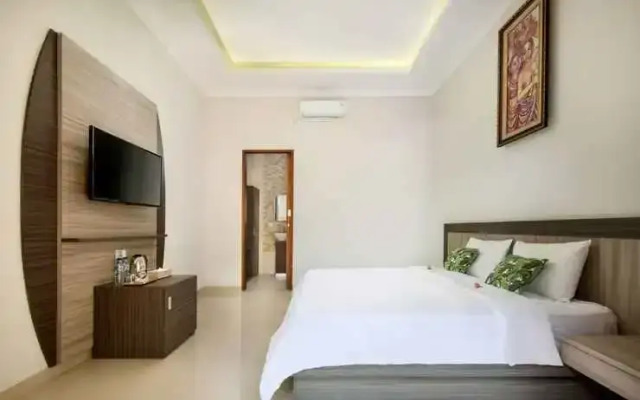 Jineswari Kuta by Kamara