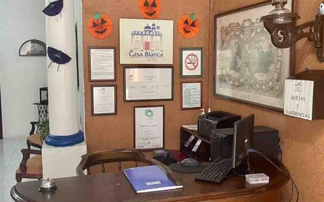 Hotel Casa Blanca