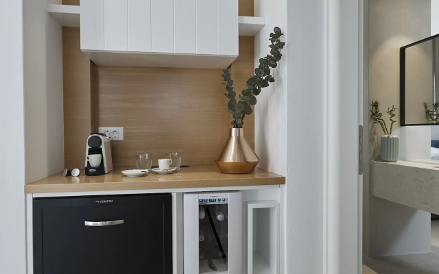 Altera Pars Suites