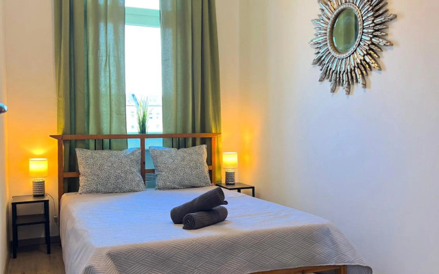 R8 Guest house by Small Home Budapest