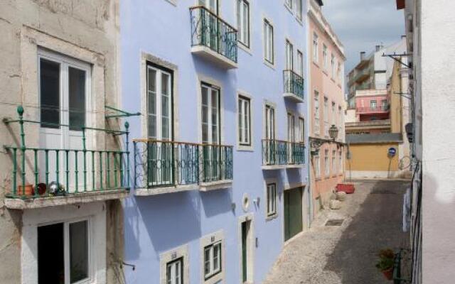 Castelo Picão Apartments