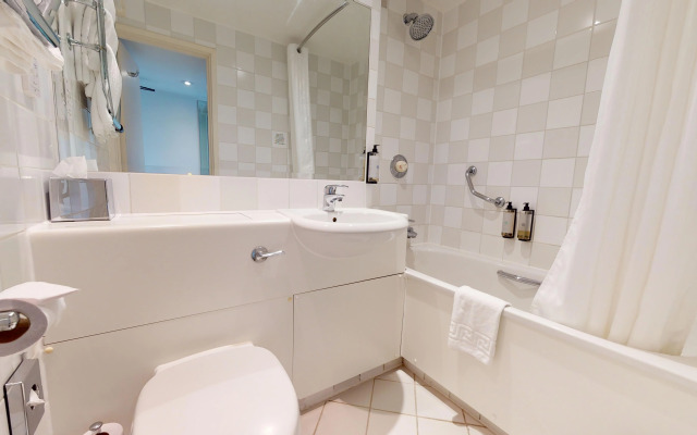 Holiday Inn Basildon by IHG