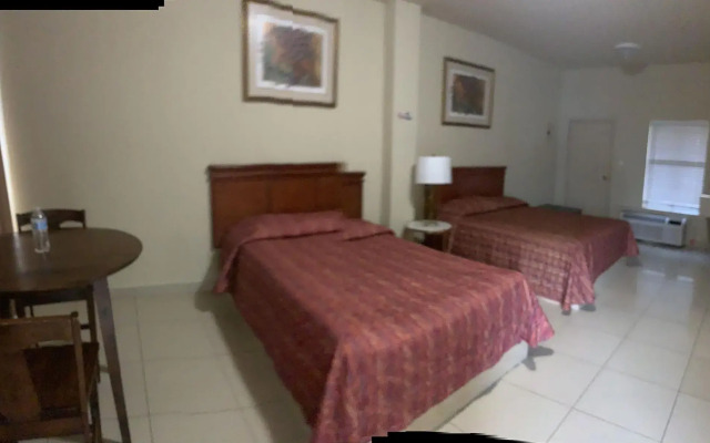 Hotel Plaza Riviera