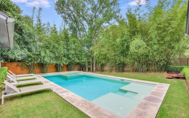 2602 Austin - 5 Br Home