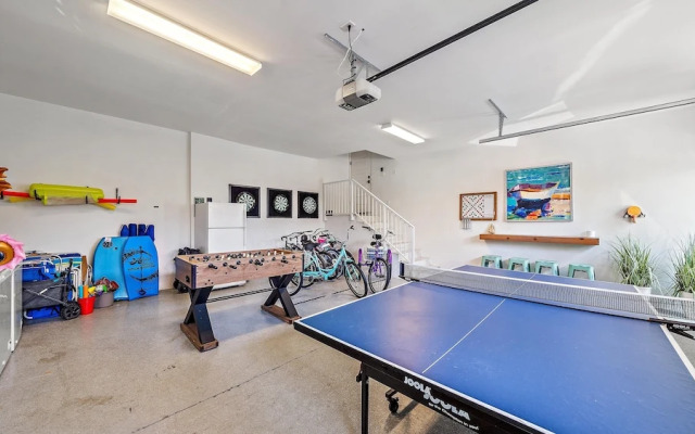 Dream Island 8 Bedroom Home