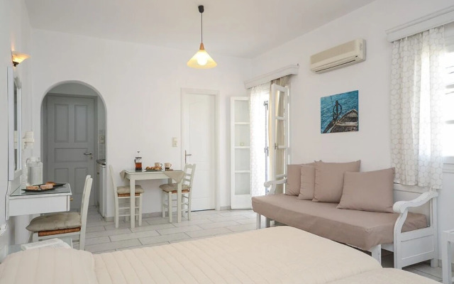 Naxos Dream Calypso Studios