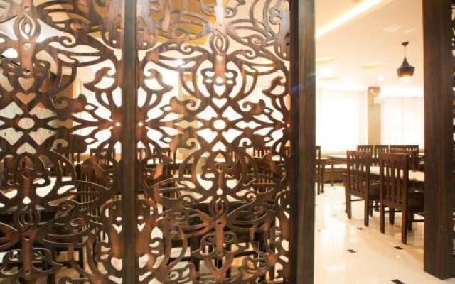 Hotel Vibhav Grand