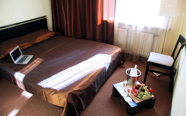 Стоуни Айлэнд на Каменноостровском