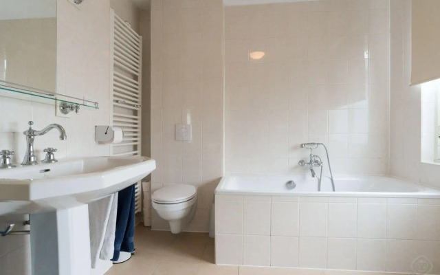 Gentiana Apartment