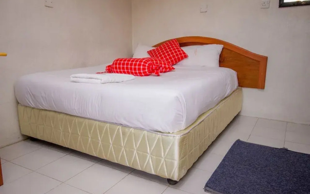 Sunshine Hotel Tengecha