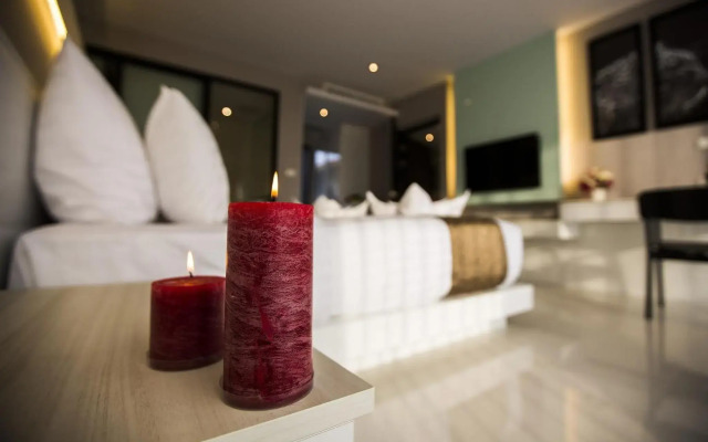 Serenotel Pattaya Beach Front
