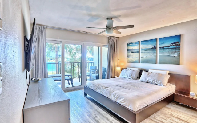 Land's End 1-206 Bay Front-premier