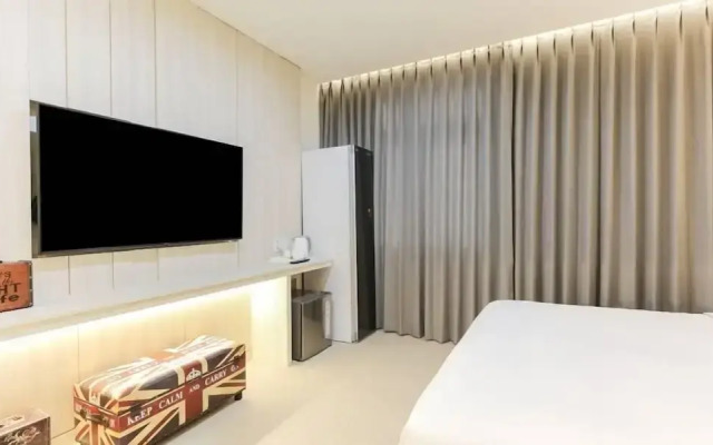 Daegu Hotel Series Lions Park