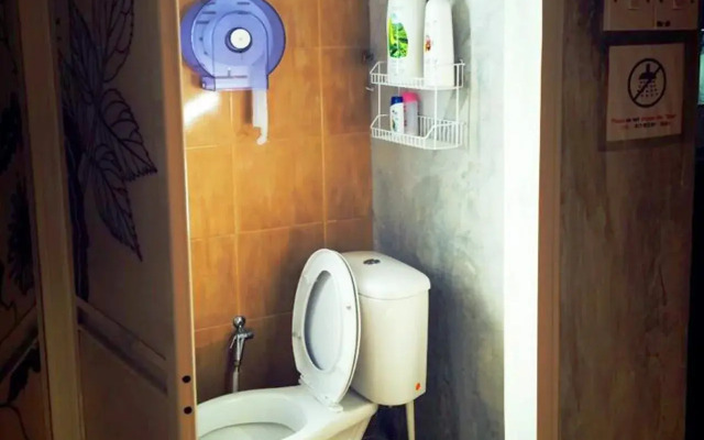 The Bodhi Lodge - Hostel