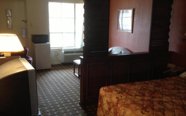 Express Inn Longview