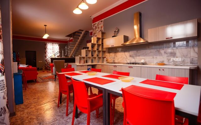 Mountain Road Hostel