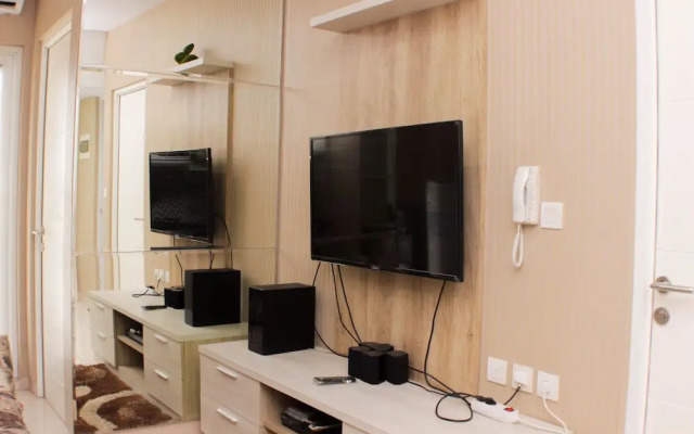 Warm And Homey 2Br Springlake Summarecon Bekasi Apartment
