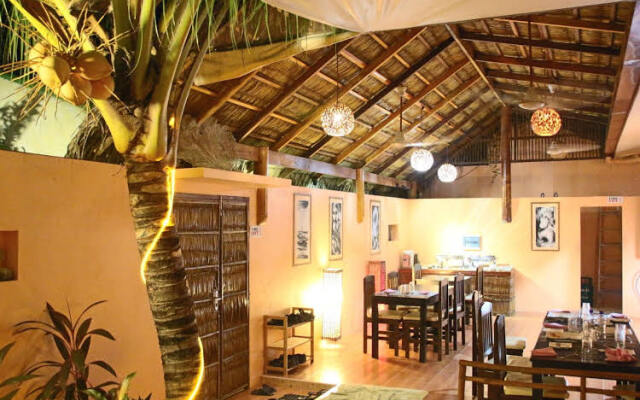 Rasdhoo Island Inn Beachfront