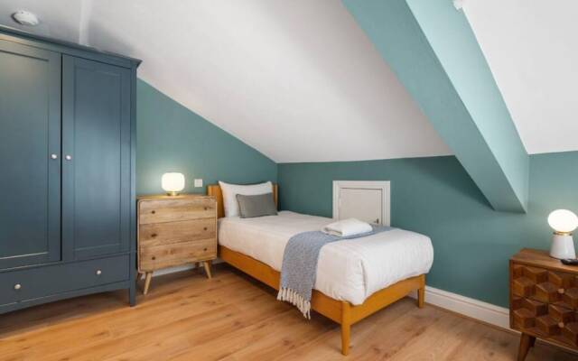 Host Apartments Upper Duke Street Apartment