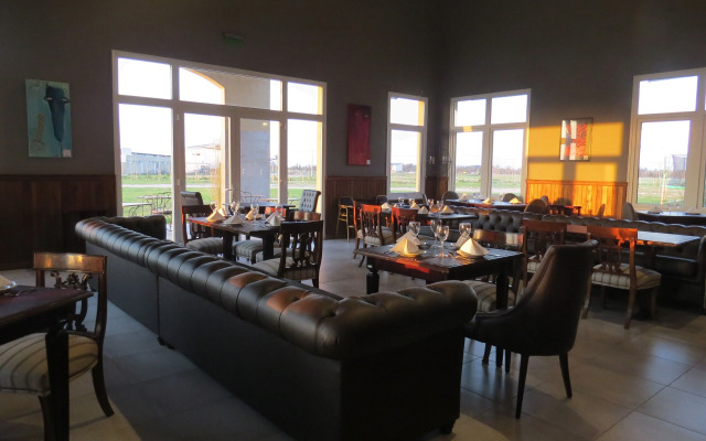 Howard Johnson by Wyndham Termal Dolores