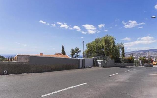 São Gonçalo I By Travel To Madeira