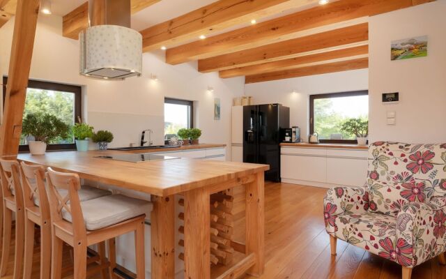 Holiday Home in Przew?oka With Forest