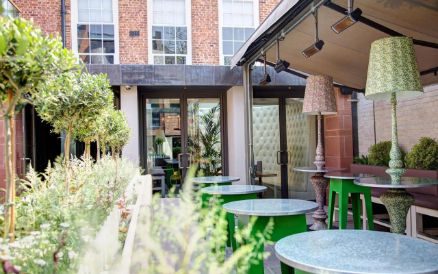 Oddfellows Chester Hotel and Apartments