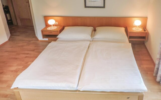 Awesome Apartment in Mühlbach With 2 Bedrooms and Internet