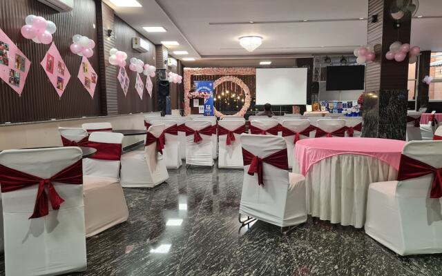 Hotel Grand Manor