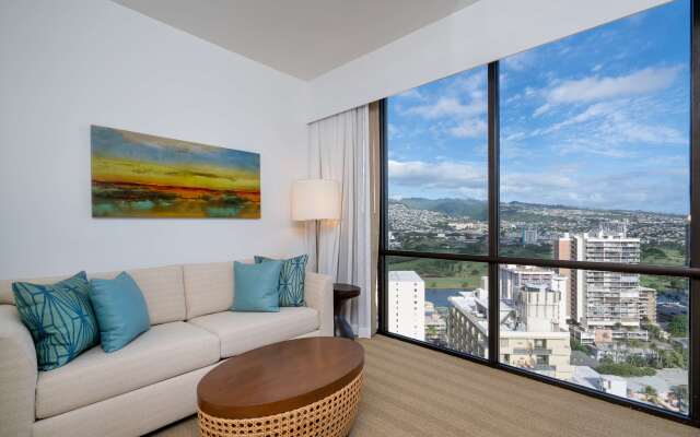 Hyatt Centric Waikiki Beach