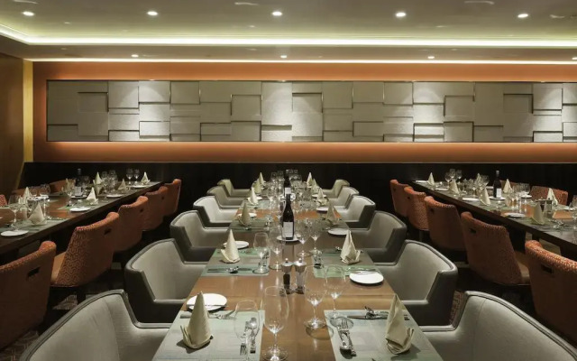 Prince, Marco Polo Hotel