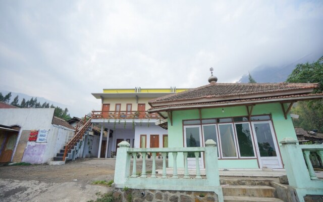 OYO 1834 Family Homestay Syariah