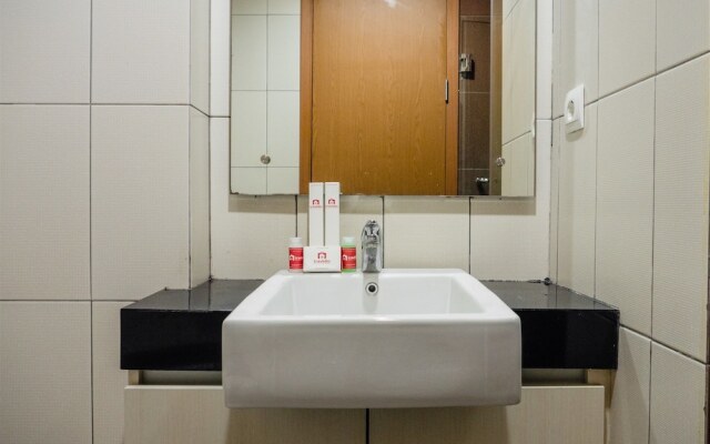 Luxurious 1BR At Dago Suites Apartment