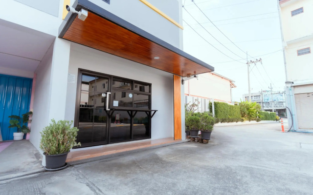 Nunglen Hotel (SHA Certified)