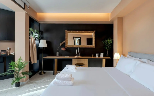 Clyde Athens by Nin&Bau