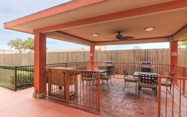 Candlewood Suites Houston I-10 East by IHG