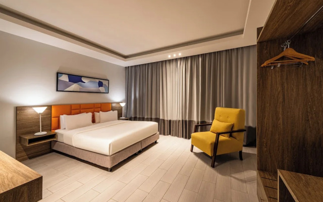 Hdb Resort & Spa
