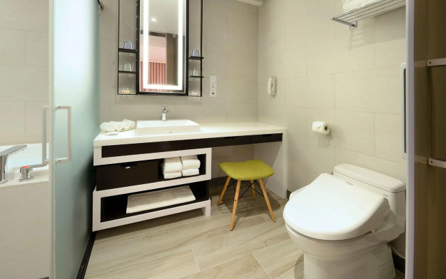 Uinn Business Hotel - Taipei Shilin