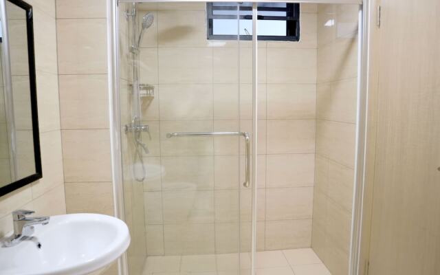 Phoenix Apartment by LINK