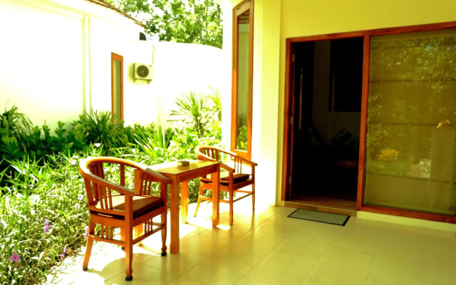 Puri Sari Beach Hotel