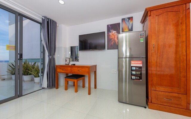 Flower House Apartment by OYO Rooms