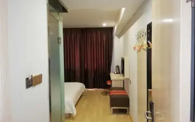 Pod Inn Chain Hotel (Taiyuan Chaoyang Street Clothing Market)