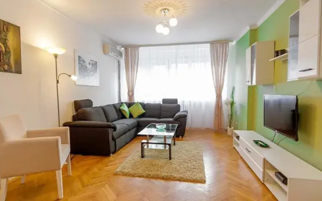 Apartment Belgrade Nook Green