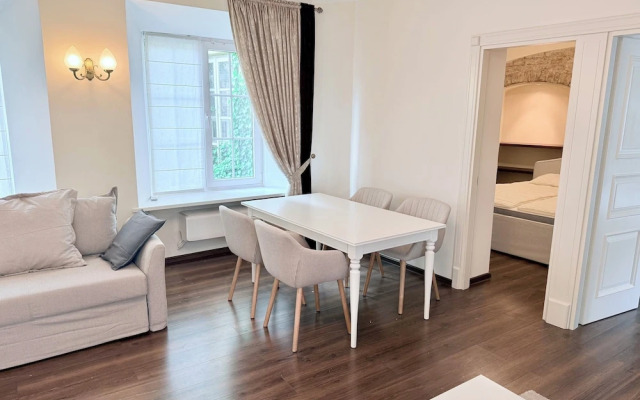 Pilies8 Luxury Vilnius Apartment