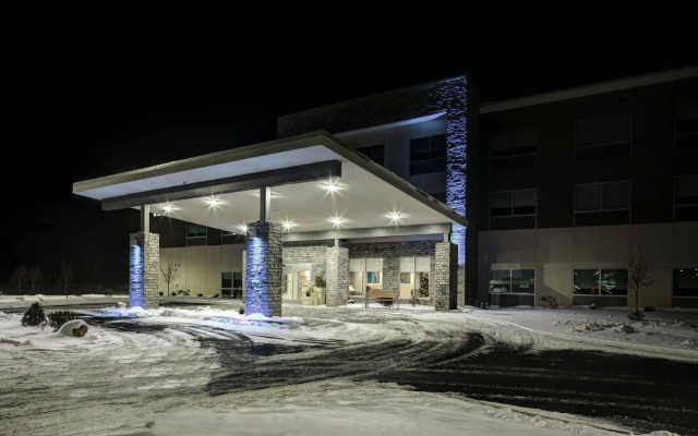 Holiday Inn Express & Suites Coldwater by IHG
