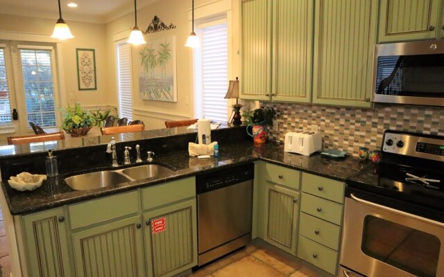 2497 Bungalo 3 Bedroom Home by RedAwning