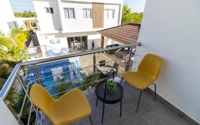 Modern 4-BR Villa in Gated Community