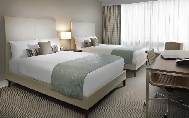 Coast Coal Harbour Vancouver Hotel by APA