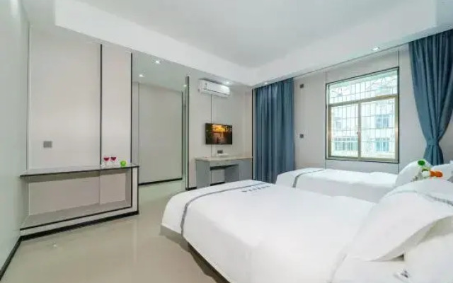 Wanning Jixing Movie Hotel